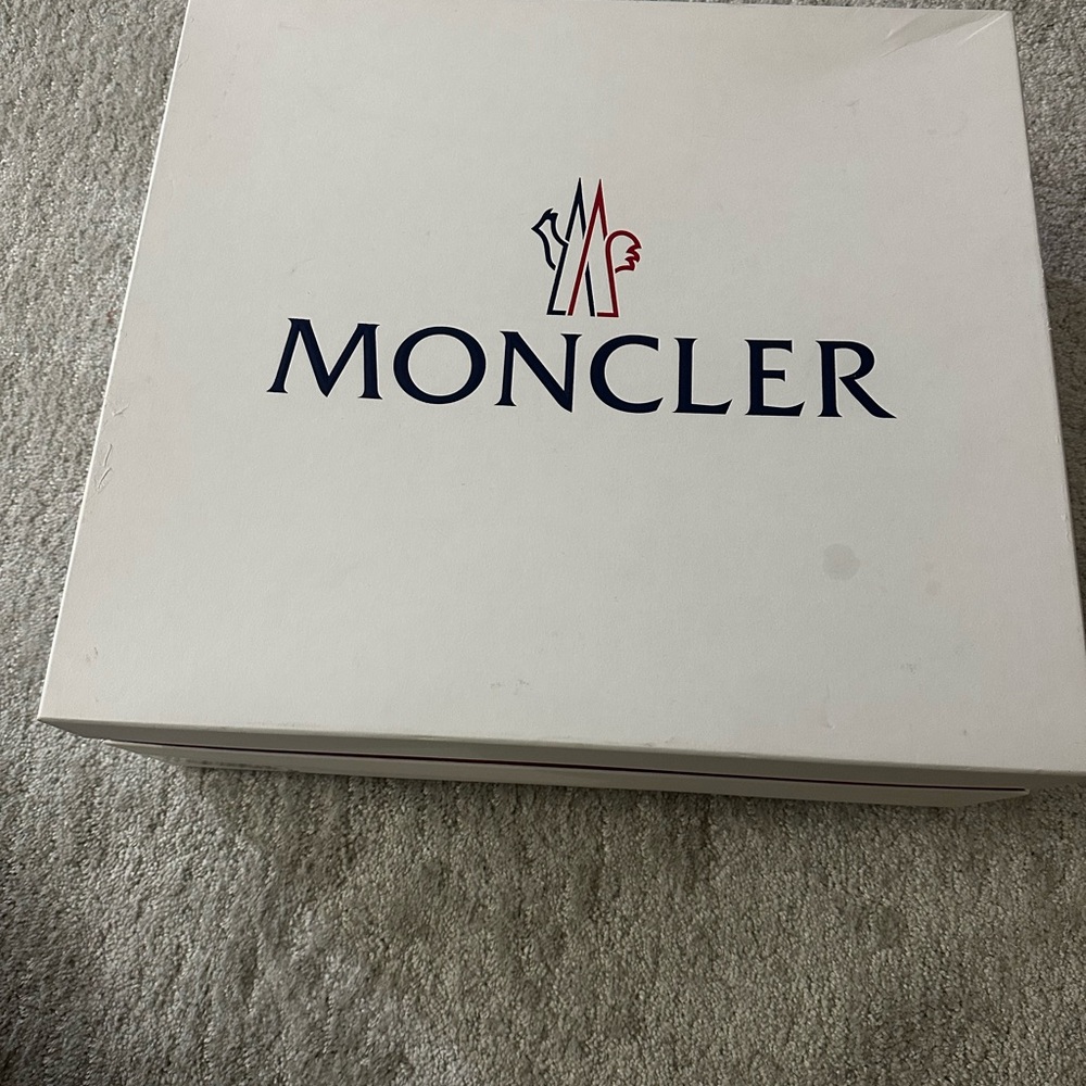 Moncler Bubblegum Pink Puffer Boots - Picture 3 of 6